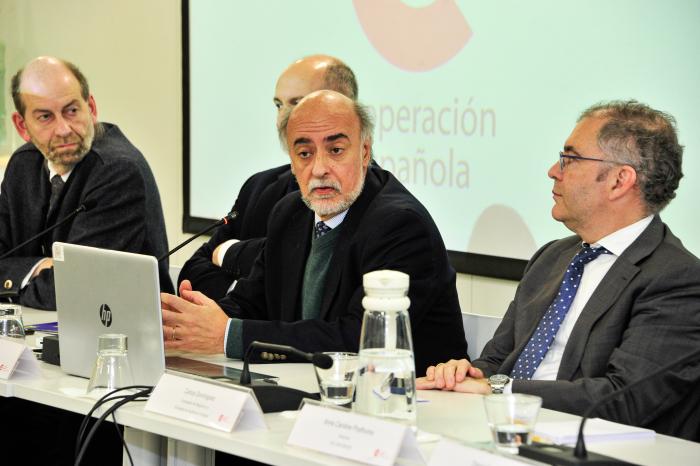 Seminario Construyendo Puentes.