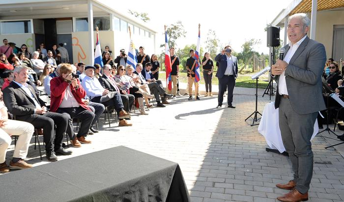 Imágenes de inauguraciones de obras de ANEP, en el departamento de Paysandú.