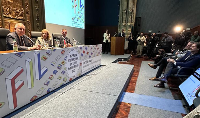 Lacalle Pou participó en inauguración de la 45.ª Feria Internacional del Libro en Montevideo