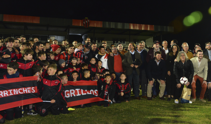 Lacalle Pou participó en inauguración del estadio de Juanicó
