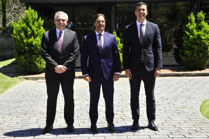 Reunión del presidente Lacalle Pou con mandatarios de Argentina y Paraguay