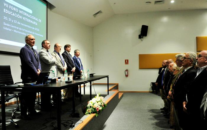 Conmemoración de 120 años de Estudios Veterinarios en Uruguay