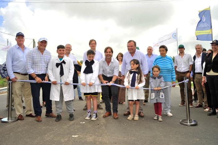 Imágenes del presidente Lacalle Pou en inauguración de obras en ruta 15, Rocha