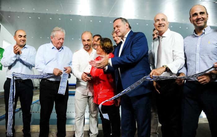 Inauguración en piscina de plaza de deportes de Tarariras