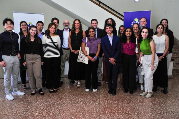 Reunión de ministra de Industria con delegación académica