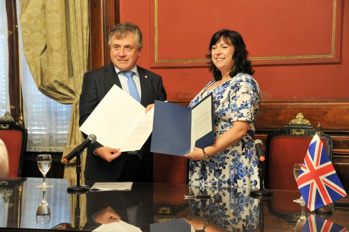 Uruguay y Gran Bretaña e Irlanda del Norte fortalecen vínculos con programa de movilidad juvenil