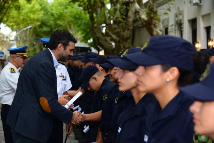 Ceremonia de egreso de agentes en la Jefatura de Policía de Durazno