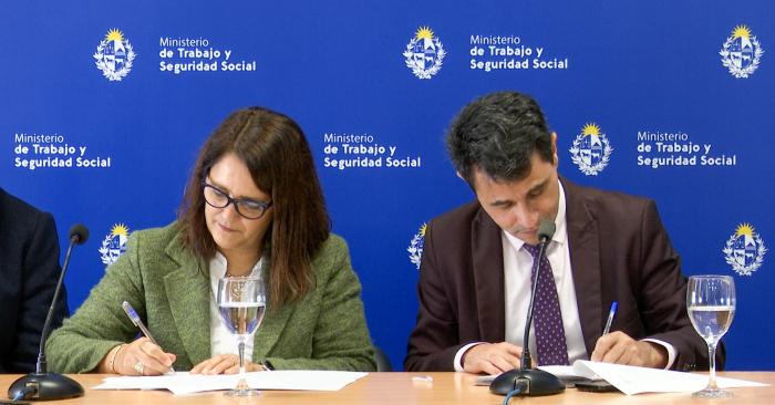 Firma de acuerdo entre MTSS y Fundación Telefónica Movistar