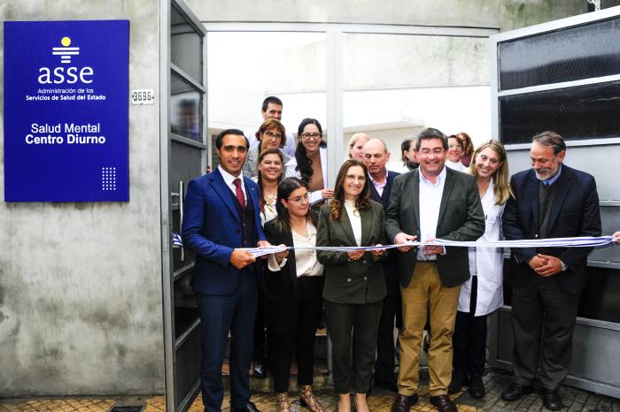 Inauguración del primer centro diurno de ASSE para tratamiento de conductas suicidas