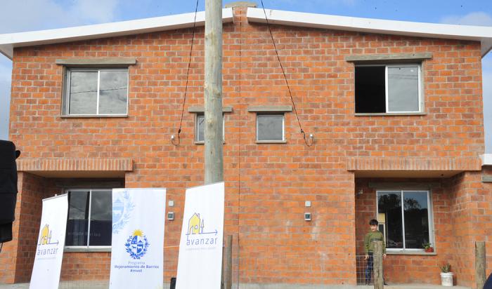 Entrega de viviendas en barrio Cotravi, en el marco del plan Avanzar