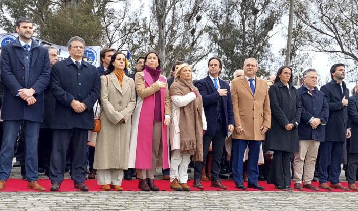 Lacalle Pou participó en los festejos por el 199.º aniversario de la Declaratoria de la Independenci