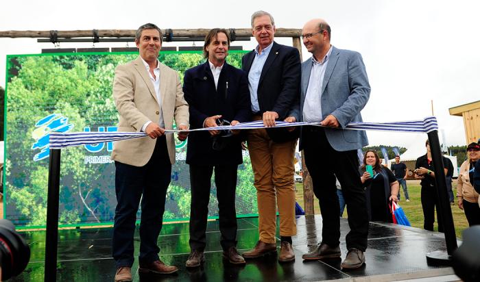 Presidente Lacalle Pou en Feria Forestal del Agro y el Ambiente en Colonia