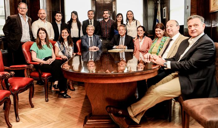 Firma de préstamo del BID para el Plan Avanzar