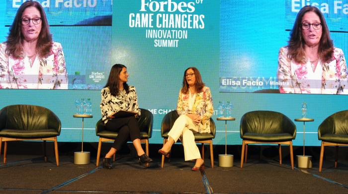 Entrevista a la ministra de Industria, Energía y Minería, Elisa Facio en el evento de Forbes