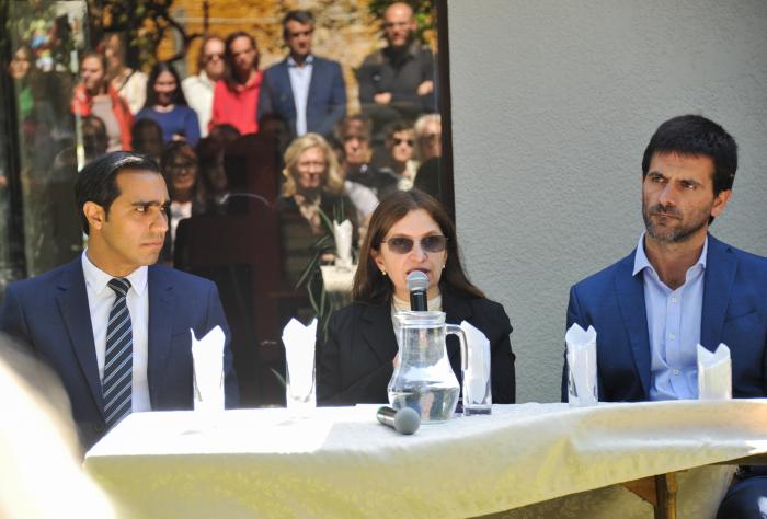 Inauguración de casa de medio camino