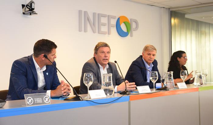 Firma de convenio entre Inefop y la Secretaría Nacional del Deporte