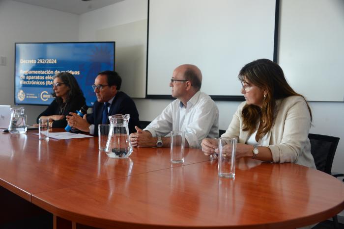 Ministerio de Ambiente formalizó su estrategia de recuperación de residuos electrónicos y eléctricos
