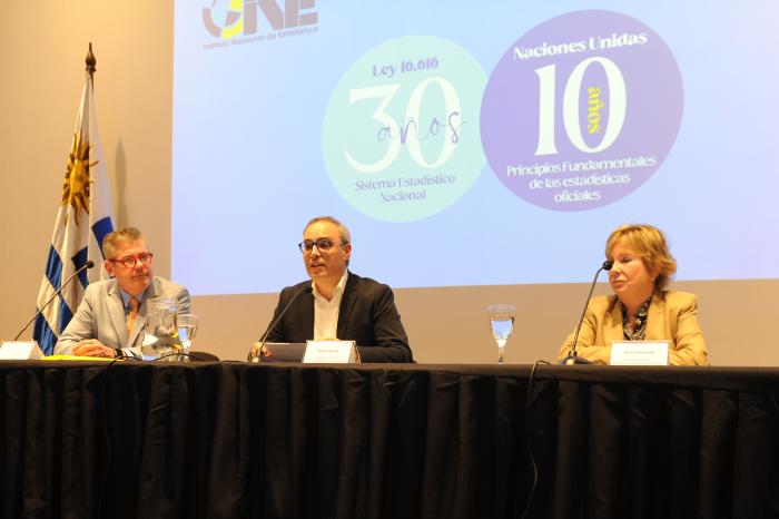 Acto conmemorativo de promulgación de Ley de Estadística Nacional