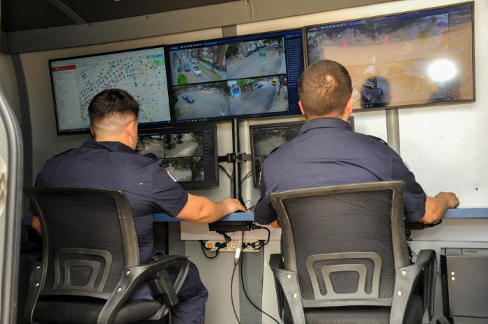 Presentación de equipos de comunicaciones para la Policía Nacional