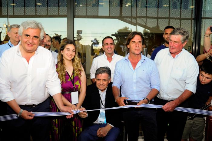  Presidente Lacalle Pou en inauguración del Centro Deportivo Mercedes