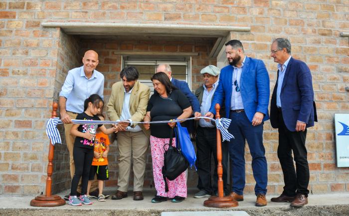 Entrega de viviendas del plan Avanzar en Pando Norte