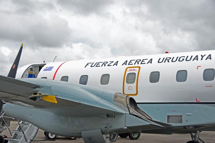 Presentación de avión de la Fuerza Aérea Uruguaya