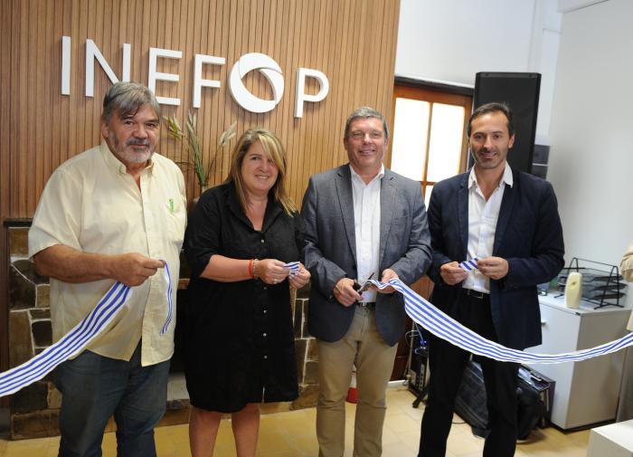 Imágenes de la inauguración de la sede del Inefop en el departamento de Maldonado