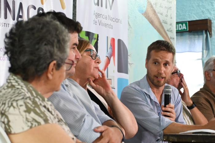 Transferencia de predio de la ANV a la cooperativa 25 de Mayo