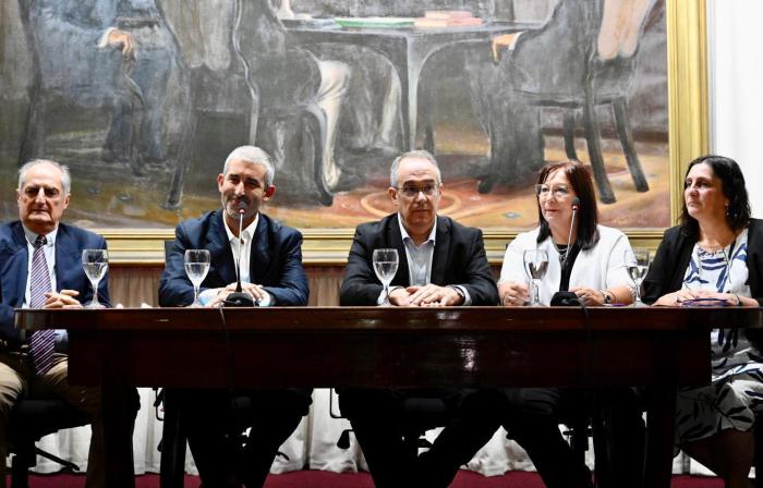Toma de posesión de cargo de las autoridades entrantes del Consejo Directivo Central 