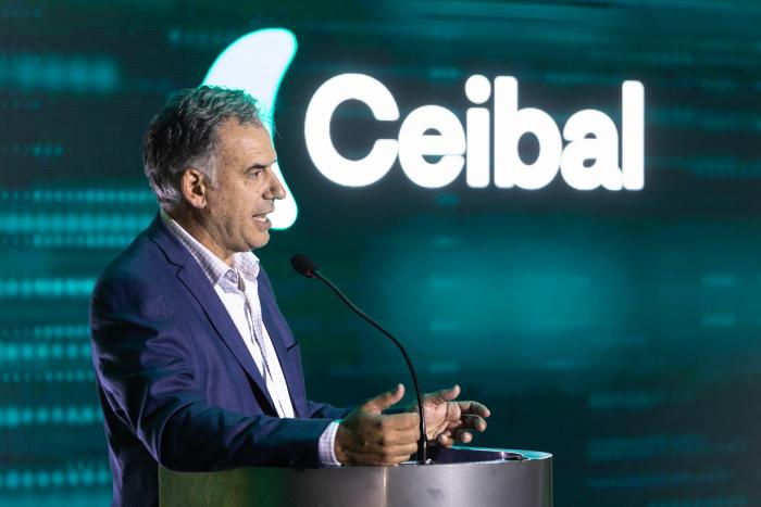Presidente Orsi en lanzamiento de Laboratorio Regional de Inteligencia Artificial de Ceibal