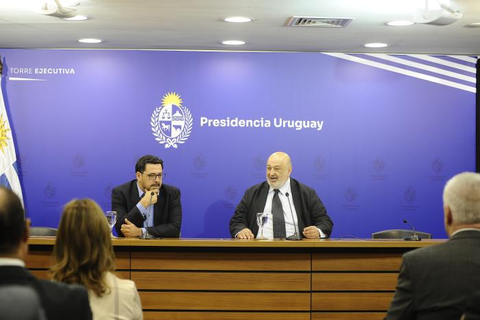Ejecutivo recibió a delegación de la Corte Electoral e invitados especiales