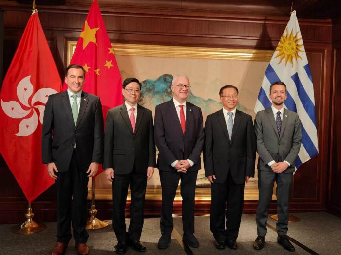 Canciller Lubetkin inauguró Consulado General en Hong Kong con jurisdicción en Macao