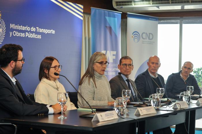 Firma de convenio para Plan Maestro de Transporte Ferroviario