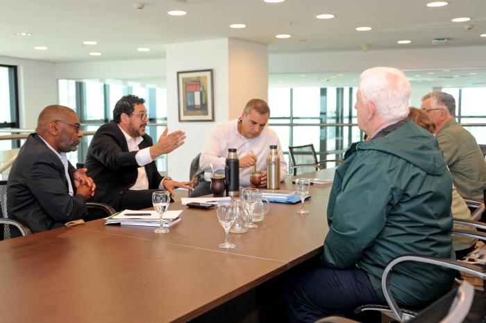 Alejandro Sánchez mantuvo reuniones en el piso 11 con diferentes organizaciones