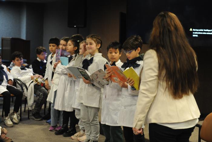 ANEP organizó lectura de poemas en la 23.ª Feria del Libro Infantil y Juvenil de Montevideo
