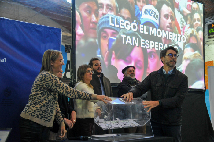 El Ministerio de Vivienda (MVOT) realizó el primer sorteo anual para la construcción de viviendas