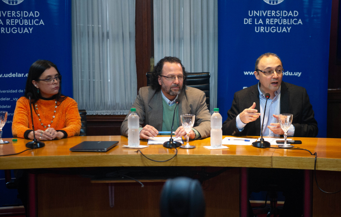 Rector de la Universidad, director general del MEC y científica de expedición