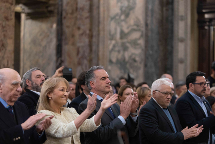 Yamandú Orsi, participa en la conmemoración de los 100 años del Palacio Legislativo