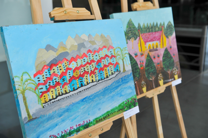 Muestra Arte Nuestro del taller de artes plásticas de Ceremos