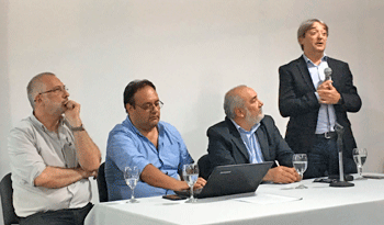 Carlos Planel, de la Udelar, intendente Guillermo Caraballo, Wilson Netto, presidente de la ANEP, y Fernando Cáceres, secretario nacional del Deporte