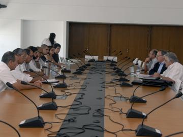 Autoridades reunidas