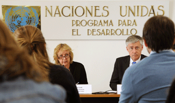 John Knox presenta informe preliminar