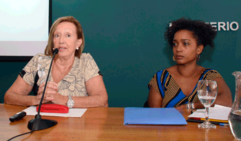 Ministra María Julia Muñoz