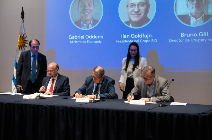 Firma del acuerdo