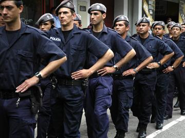 Policías Policías