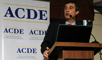 Director de OPP, Álvaro García, en Foro Económico de ACDE