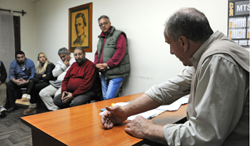 Murro, junto a trabajadores