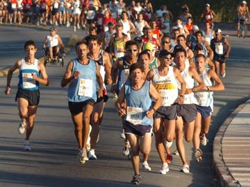 Deportistas corriendo