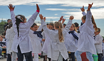 Escolares de centros públicos de Uruguay