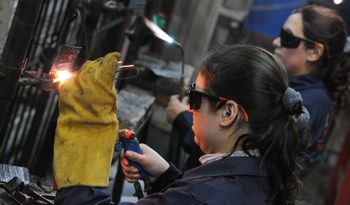 Desempleo midió 7,1% en febrero, informó INE.